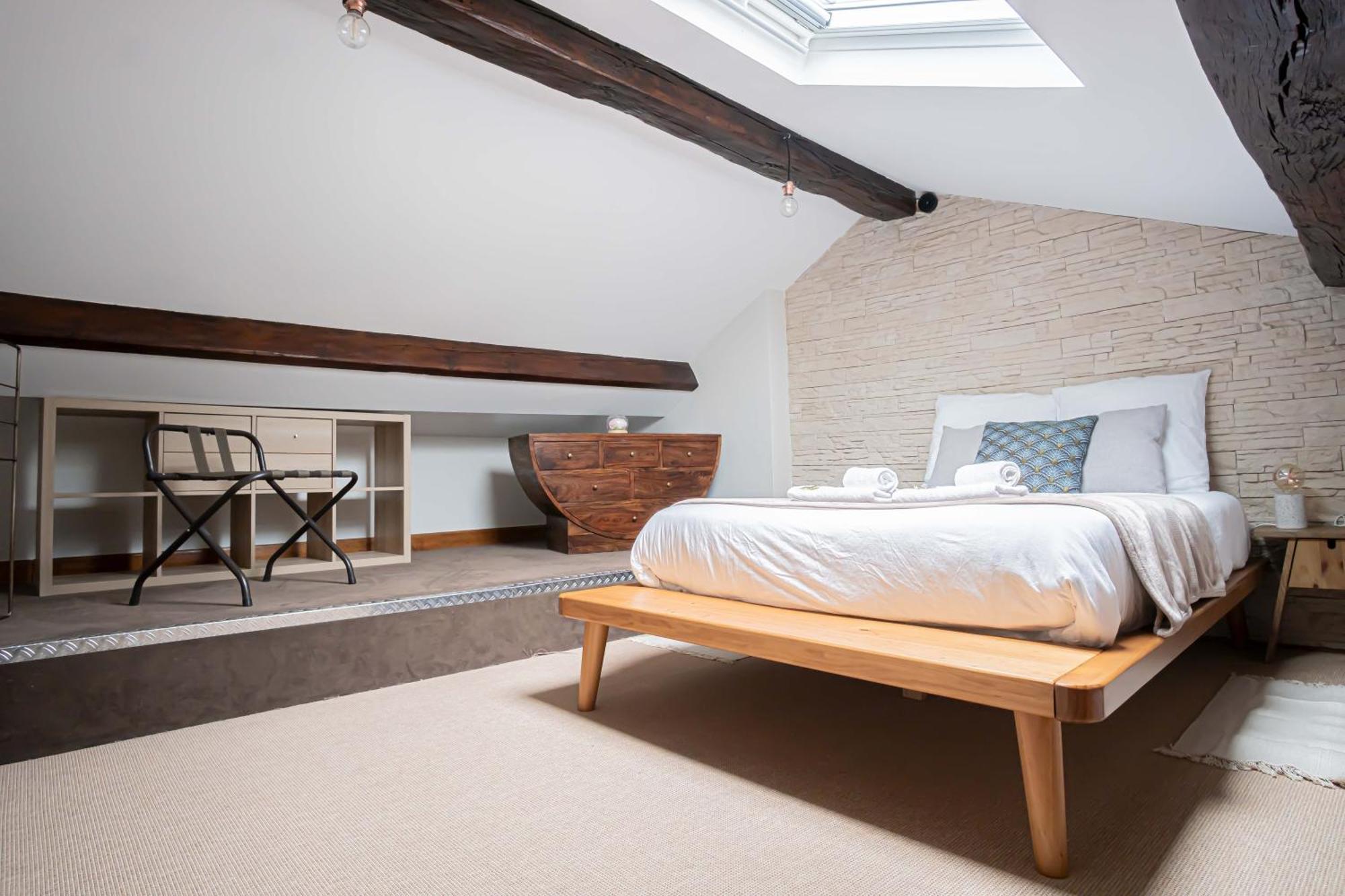 Triplex Cathedrale Parking Gratuit Apartamento Reims Exterior foto